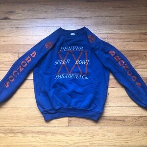Denver Broncos Super Bowl XXI Pasadena, California Crew Neck Sweatshirt in Blue